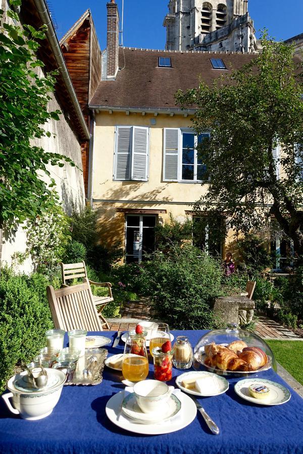 Le Jardin De La Cathedrale Bed & Breakfast Troyes Exterior photo